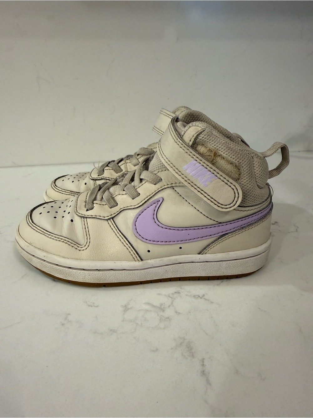 Nike Kids' High-Top Sneakers in White with Lavender Swoosh